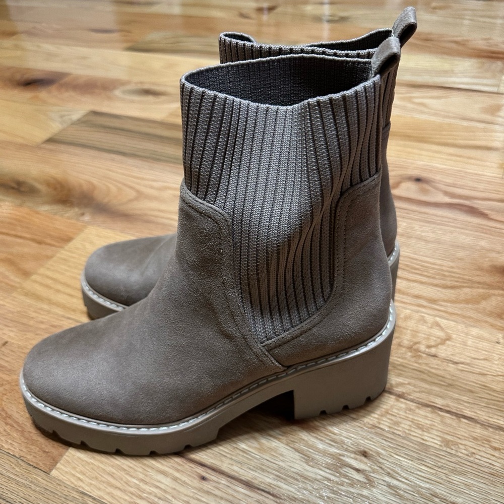 Dolce Vita booties - Picture 4 of 5